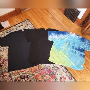 Bundle of 3 unisex tees size 3XL, charcoal, black, and tie-dye